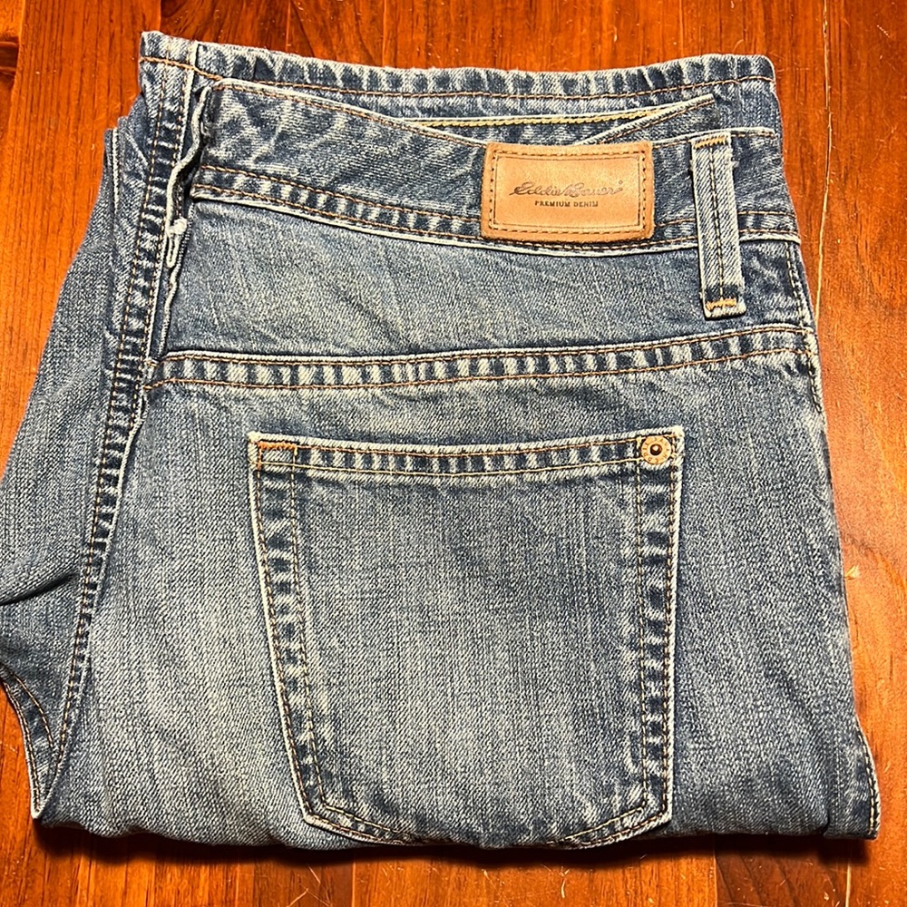 Eddie Bauer Woman’s 10S Blue Jeans